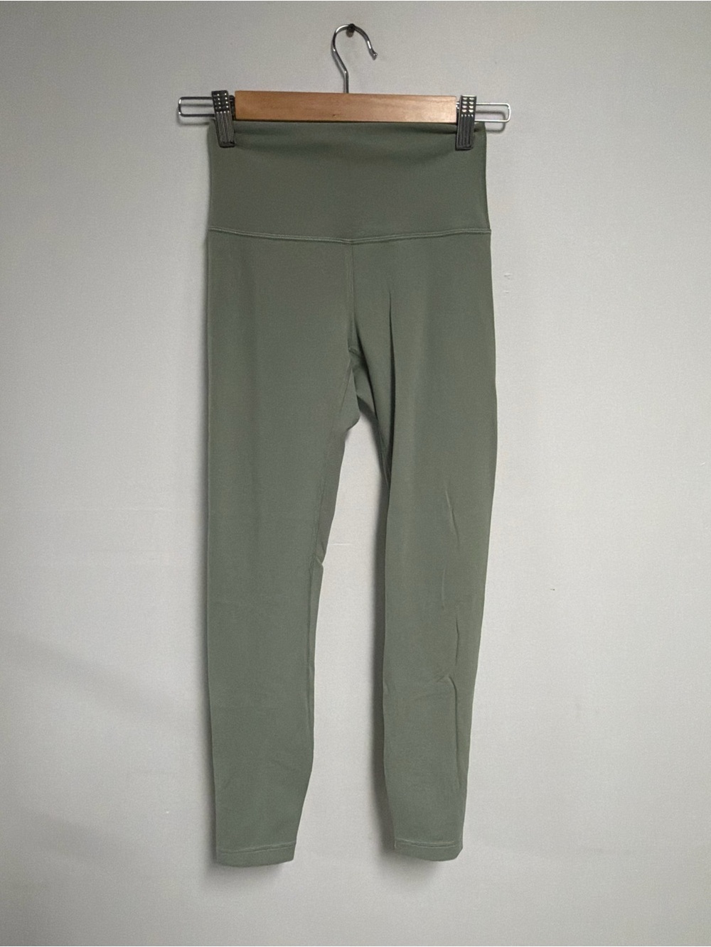 Lululemon Wunder Train High-Rise Tight 28"
